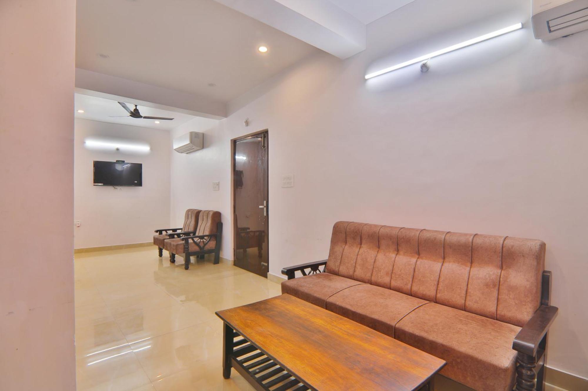 Divine Glory Hotel Lucknow Eksteriør billede